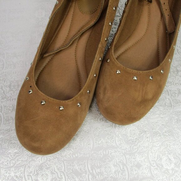 EURO SOFT Tan Block Heel Devi Pumps NWOT Size 9.5 - Picture 3 of 11